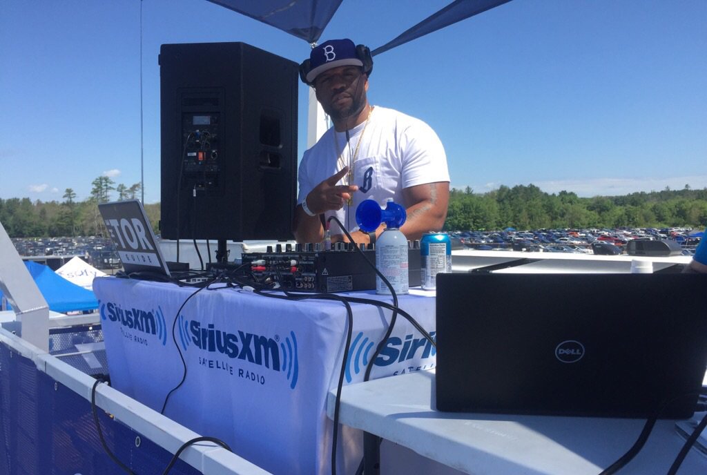 Torae's tweet photo. Portland catch me this Sat spinning for #BigNorthWest 17 shout to @subaru_usa, @HipHopNation & @siriusxm https://t.co/WjAZwuK61r #BNW17 #STI https://t.co/MmzPxCEOfW