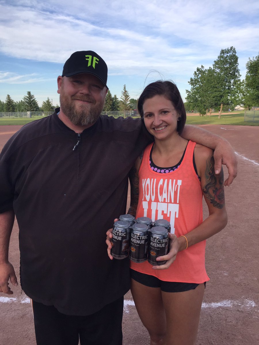 FNFSlowpitch's tweet photo. 2017 regular season has come to an end. Record 17-3 and many  great games this season. Shout out to @WildRoseBrewery for all their support https://t.co/f2PHdriMPn