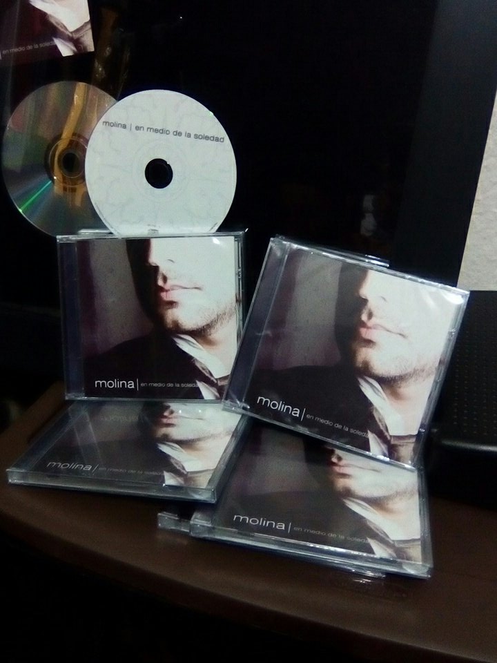 TopQMR's tweet photo. Tenemos 5 discos para ustedes de @Molina_tw https://t.co/Seg81JkuOD