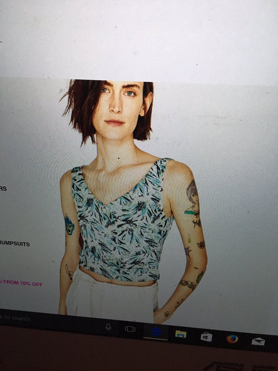 CoffeeIsLife91's tweet photo. shopping online decided to try @ZARA. Completely changed my mind - NONE of these models are healthy sizes ! #BadBodyImage π#WheresReality? https://t.co/eCHQjZWbtG