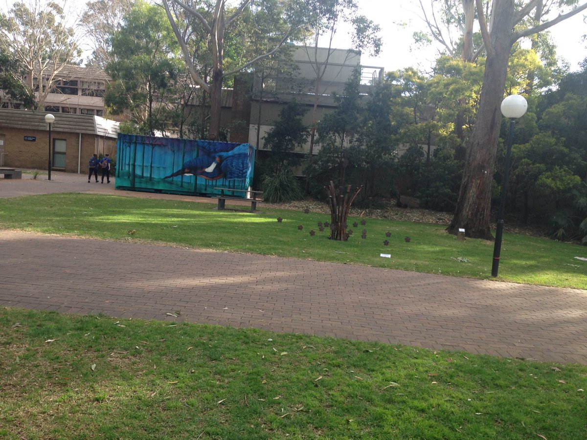 SusannahClement's tweet photo. Loving Live Art Week @uow #liveartweek https://t.co/wwYsuO0tng