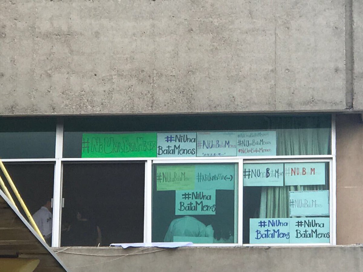 javierreyno's tweet photo. @ChumelTorres @udg_oficial @SoyMedico17 @Tu_IMSSGto @imssjalcontigo  #NiUnaBataMenos https://t.co/Xg86lXzjS7