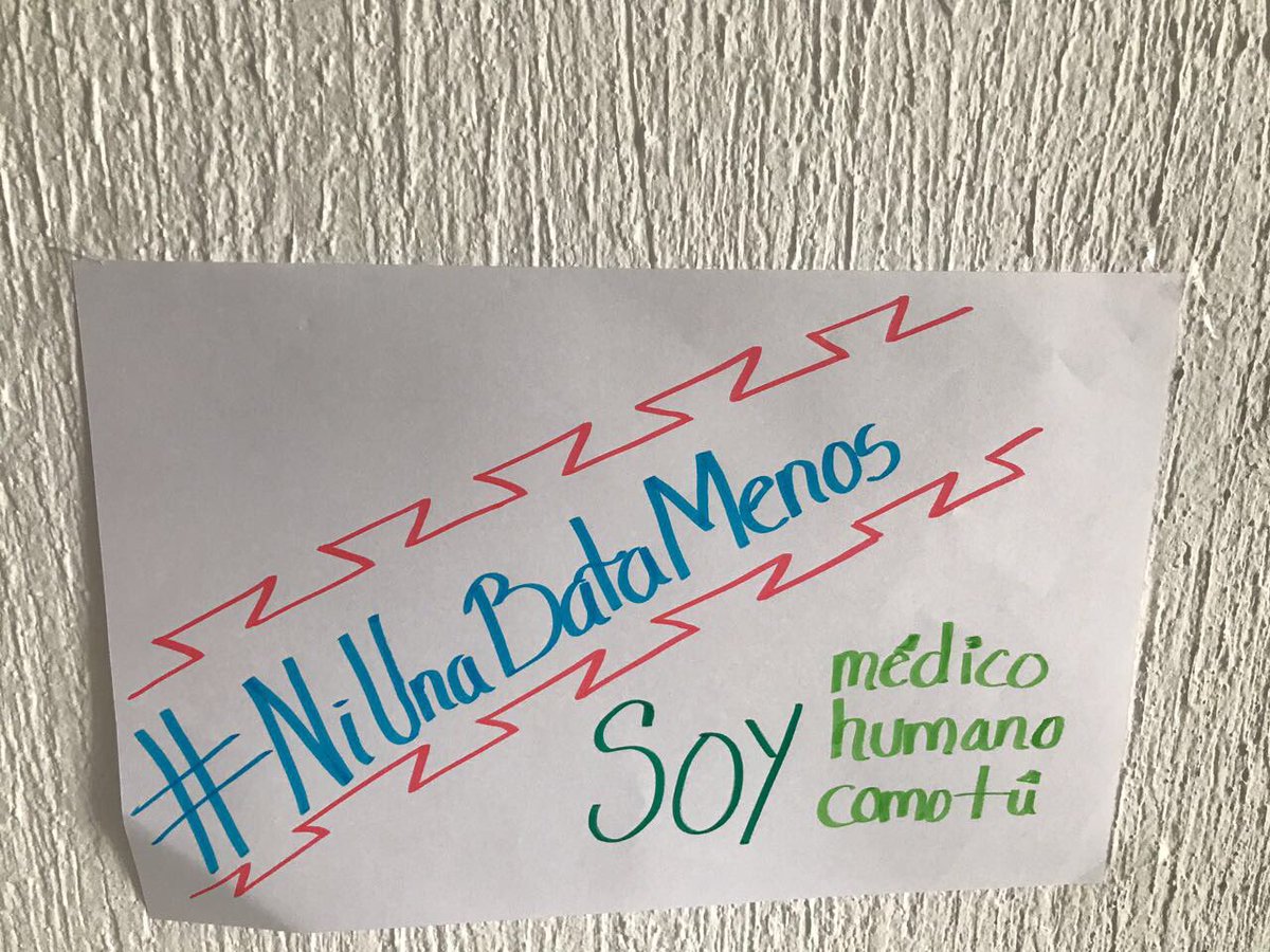 javierreyno's tweet photo. @ChumelTorres @udg_oficial @SoyMedico17 @Tu_IMSSGto @imssjalcontigo  #NiUnaBataMenos https://t.co/Xg86lXzjS7