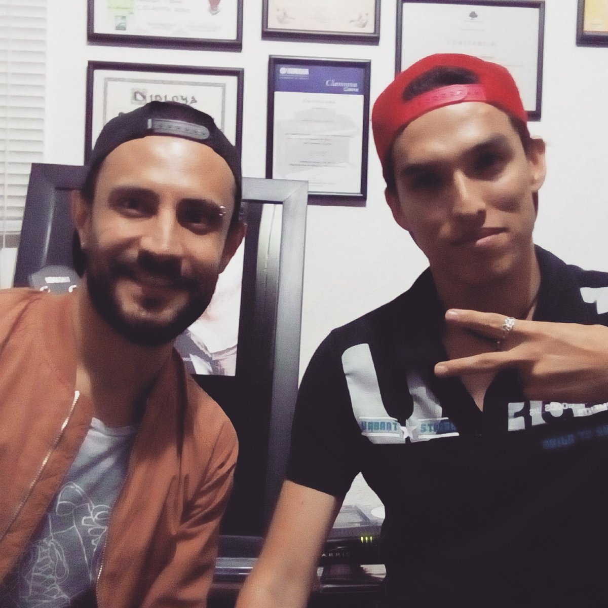TopQMR's tweet photo. Con nuestro gran amigo @Molina_tw https://t.co/PyqJS3SUAF