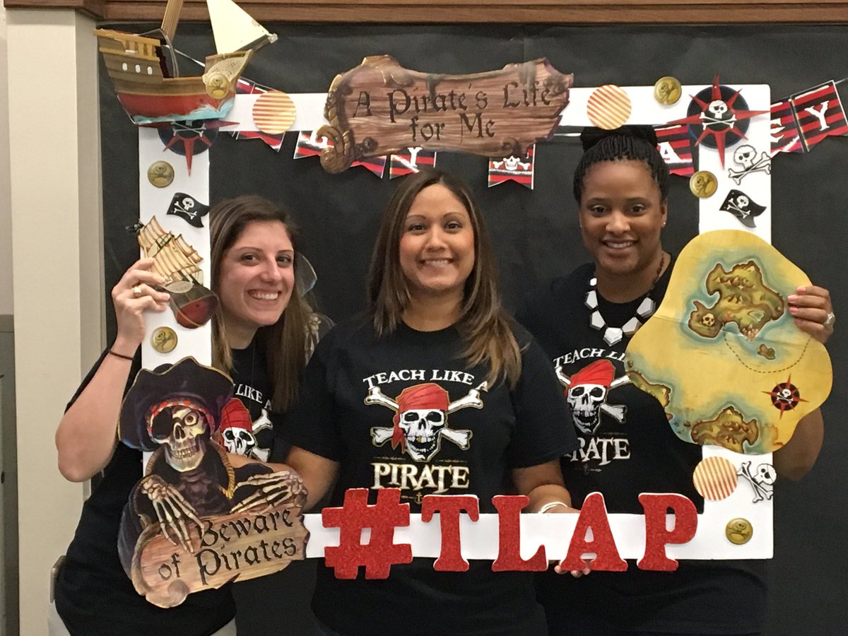 Mitchell_Elem's tweet photo. Leadership Crew.. we arggh so excited for this voyage! @SouthArea_HISD @erick_pruitt @AngieMiranda21 #TLAP_JCM https://t.co/8c6vPBLKo2