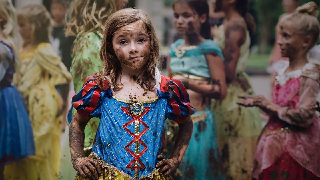 GirlUp's tweet photo. New Disney Photo Campaign Captures Empowered Girls From All Over the World https://t.co/Q5yJRiWWZn via @voguemagazine https://t.co/jwiDsPivVC