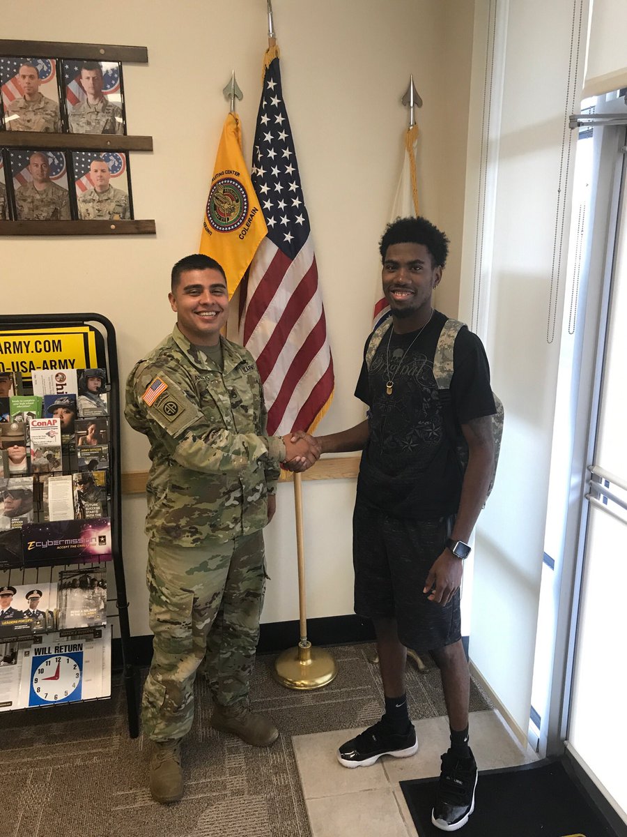 #ColerainArmy Future Soldier PVT Demiko Nelson. 19D Calvary Scout who also qualified for 5k sign on bonus. #ArmyTeam #WittigArmy