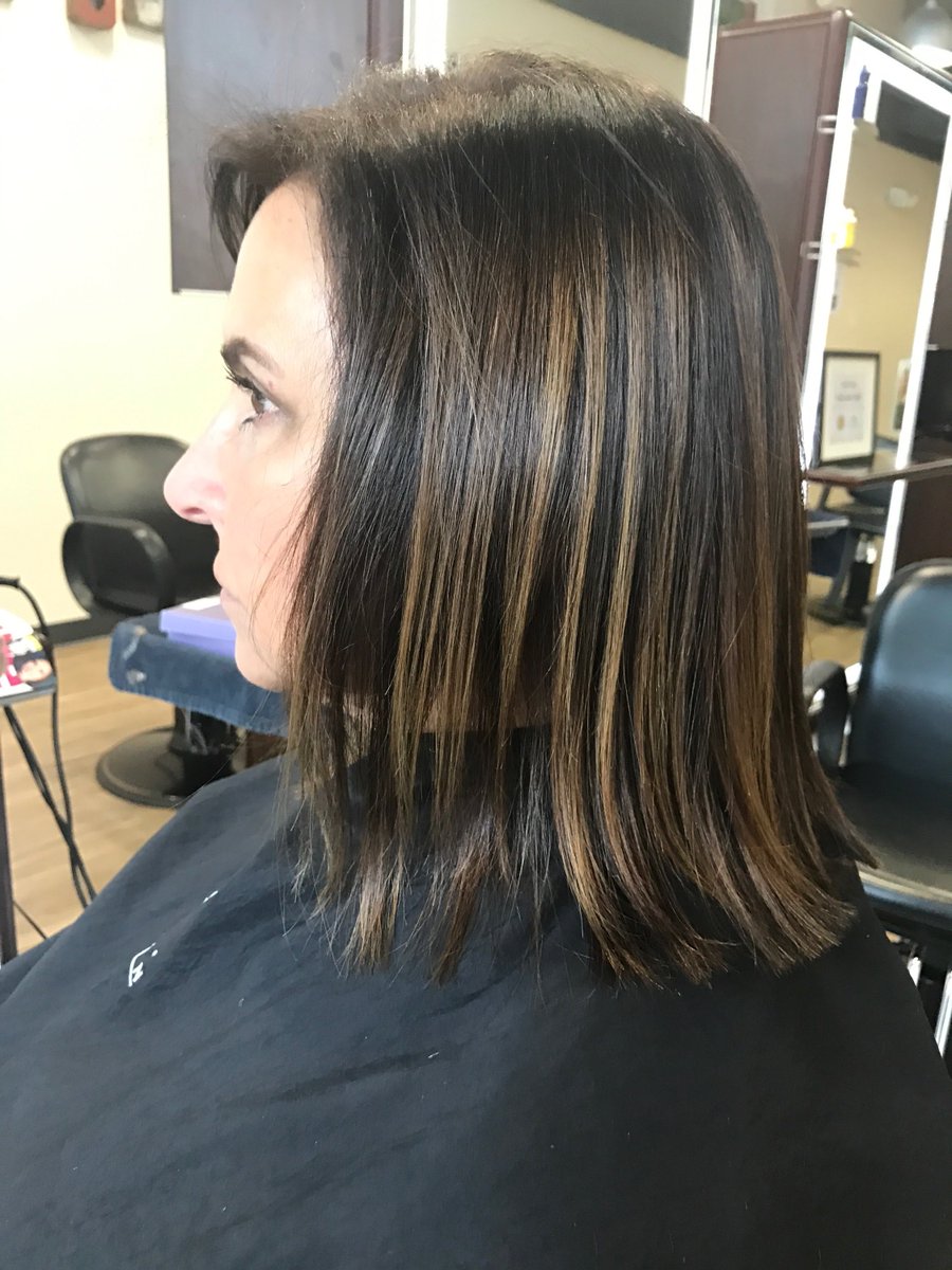 GordonSalon's tweet photo. #TransformationTuesday with #Vomor Extensions by Holly P. in the Glen https://t.co/gZp3Re4Dxp