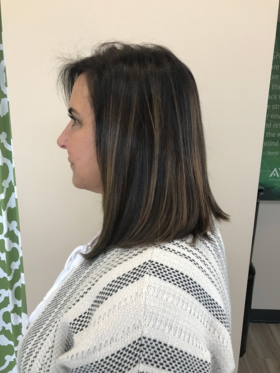 GordonSalon's tweet photo. #TransformationTuesday with #Vomor Extensions by Holly P. in the Glen https://t.co/gZp3Re4Dxp