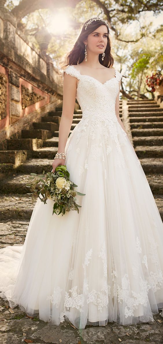 boutique_aloha's tweet photo. 👰💕 https://t.co/iSlhjGySRw