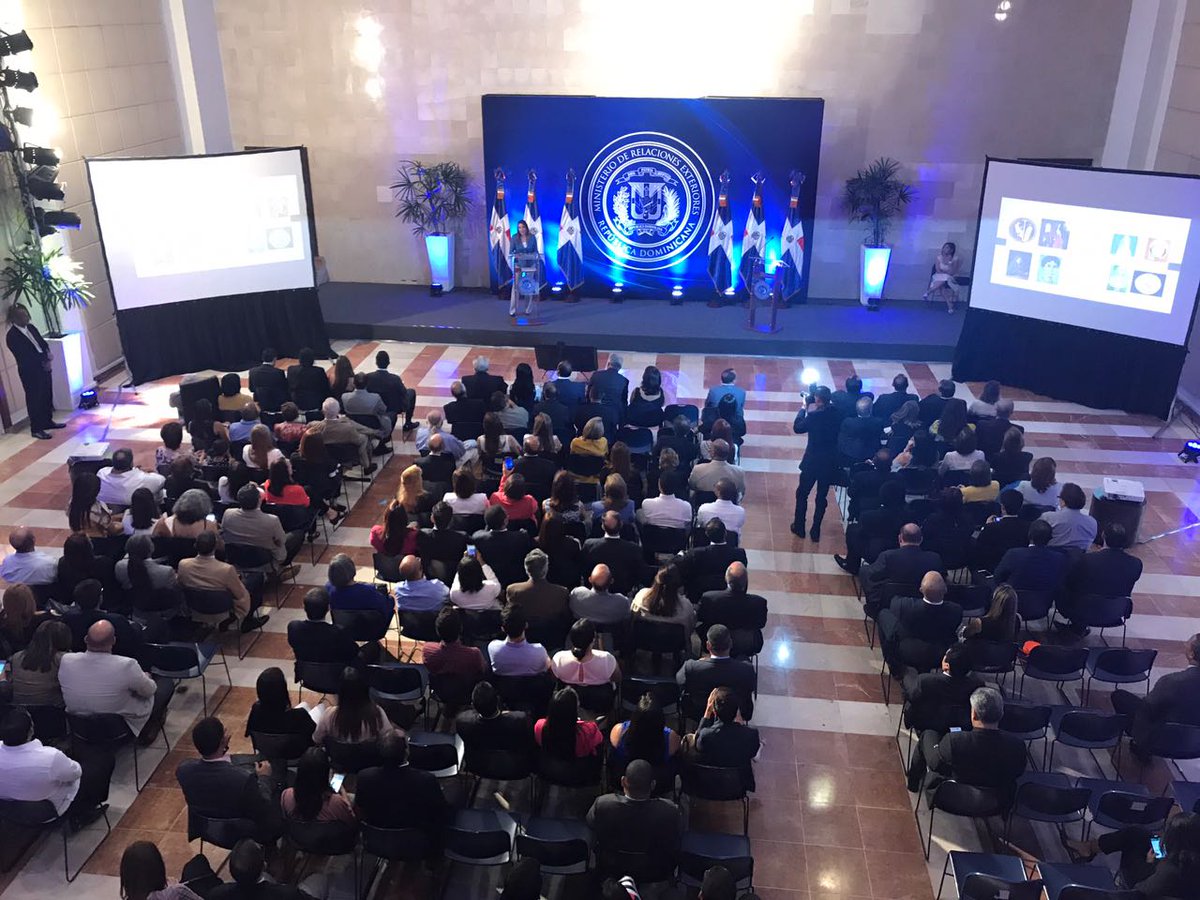 MIREXRD's tweet photo. Arqueóloga dominicana @Dr_KMartinez dicta conferencia “En Busca de la Tumba de Cleopatra y Marco Antonio en Egipto”
#DiplomaciaEspecializada https://t.co/nryprq71nZ