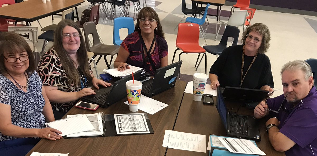 _Fulton_'s tweet photo. Vetting Tests and sharing activities in Onedrive @BowieMSOdessa @EctorEagles @wilsonyoungms @Nimitzadmirals1 @ashbryant83 #ecisdpd https://t.co/cYBDbgn19C