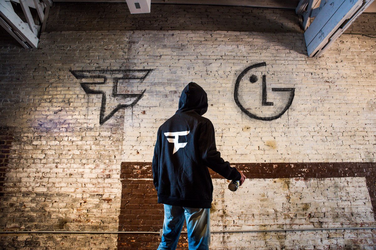 FaZeClan's tweet photo. NEWS: We're teaming with @LGUS &amp; their gaming monitors to help you get the edge on the competition.

#FaZeUp #SeriouslyProfessional https://t.co/7BS2WakIWZ