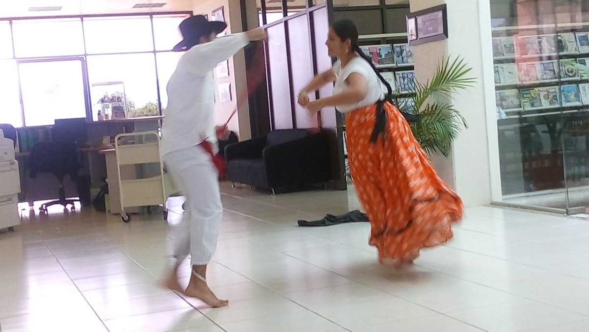 GiselaBlasP's tweet photo. #Juventud #talento #energía #trabajo eso contagia el grupo de #danza folklórica de la @utvco. 👏 #Vamospormás. #OrgulloUTVCO https://t.co/uC86ueWP36