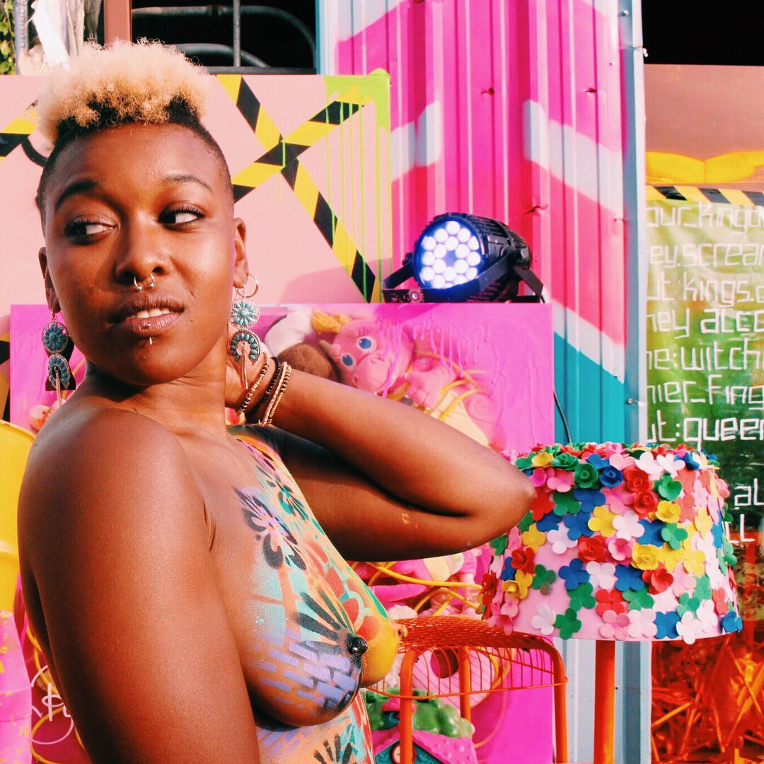 ThugLoveOG's tweet image. Y&apos;all ain&apos;t fucking with me on some shit, stay blessed off rip 🖤✨@flyinglotus #ElementsNYC #elementsfest #freethenipple #23andme #23andfree