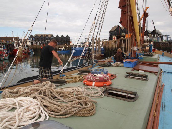 GretaBarge's tweet photo. Greta Thames Barge 2 places available this Thur Depart 11.00am  Return 5.00pm #WhitstableHarbour book online @ https://t.co/VL5P2DMDn1 https://t.co/RuTUmYQPYf