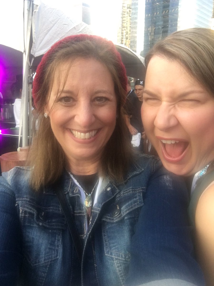 FemmeAlberta's tweet photo. Come get crazy @TAmeetings Canada150 tent at #ASAE2017 where it's snowing in August!!!! https://t.co/7Orgj5yD7d