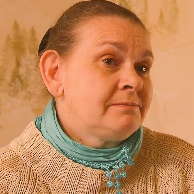 VingtCentTime's tweet photo. #ADP2017
Le mystère enfin levé !
Repérée apres son relooking extreme  de l'an dernier, notre cantinière a trouvé un role a sa mesure... https://t.co/6tl54KumtV