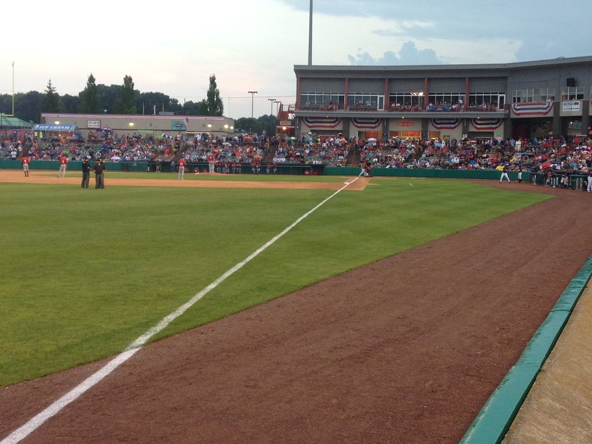 BillyCat18's tweet photo. HSC coaches road trip from Va to New York to see Reggie Johnson pitch in his leagues All Star Game! #HSCTigers https://t.co/LKx0r0bwnV