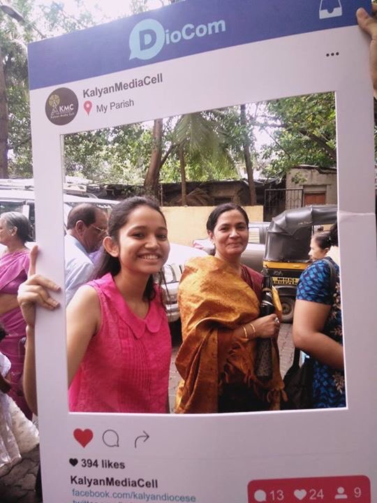 FrFranklin's tweet photo. Kalyan Media Cell celebrated #DioCom at #InfantJesus #Church #Tilaknagar.
#KMC #Digitalkalyan #KalyanDiocese #MediaMissionary #SyroMalabar https://t.co/uUEgH17TJ2