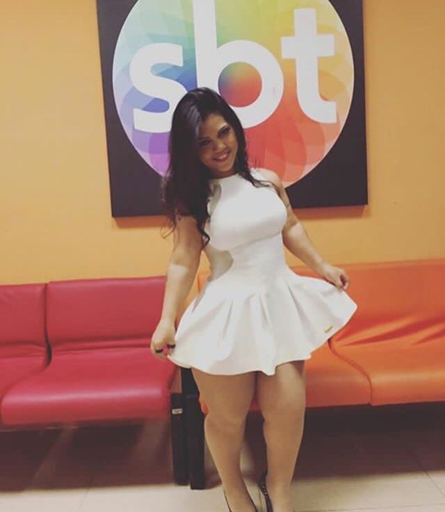 karina lemos tweet media