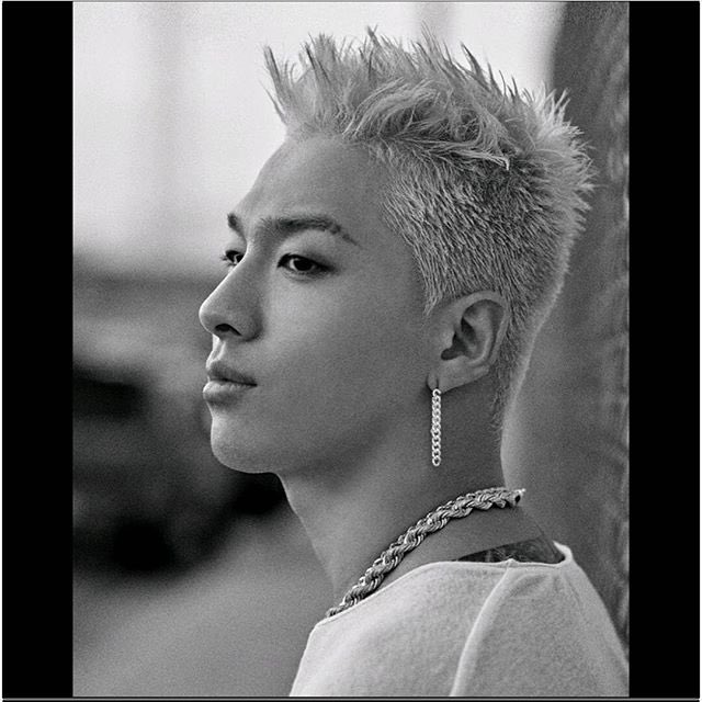 YB_518's tweet photo. [fromyg IG update]

#TAEYANG #태양 #WHITENIGHT #백야 #白夜 #NEWALBUM #2MVs #RELEASE #TODAY #드디어오늘 #고생했다영배야 #6PM #YG
@Realtaeyang 😍👍🏻👍🏻👍🏻
#YB518 https://t.co/IuNTyGd4Kv