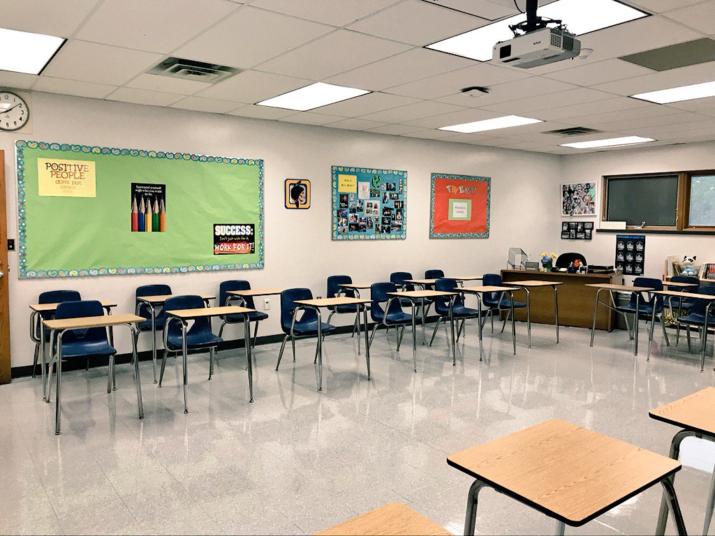 Milleram15's tweet photo. ''Twas the night before school starts, it's year 17, this teacher is excited to meet some amazing teens! #ohsbraves https://t.co/JG7oSHhprG