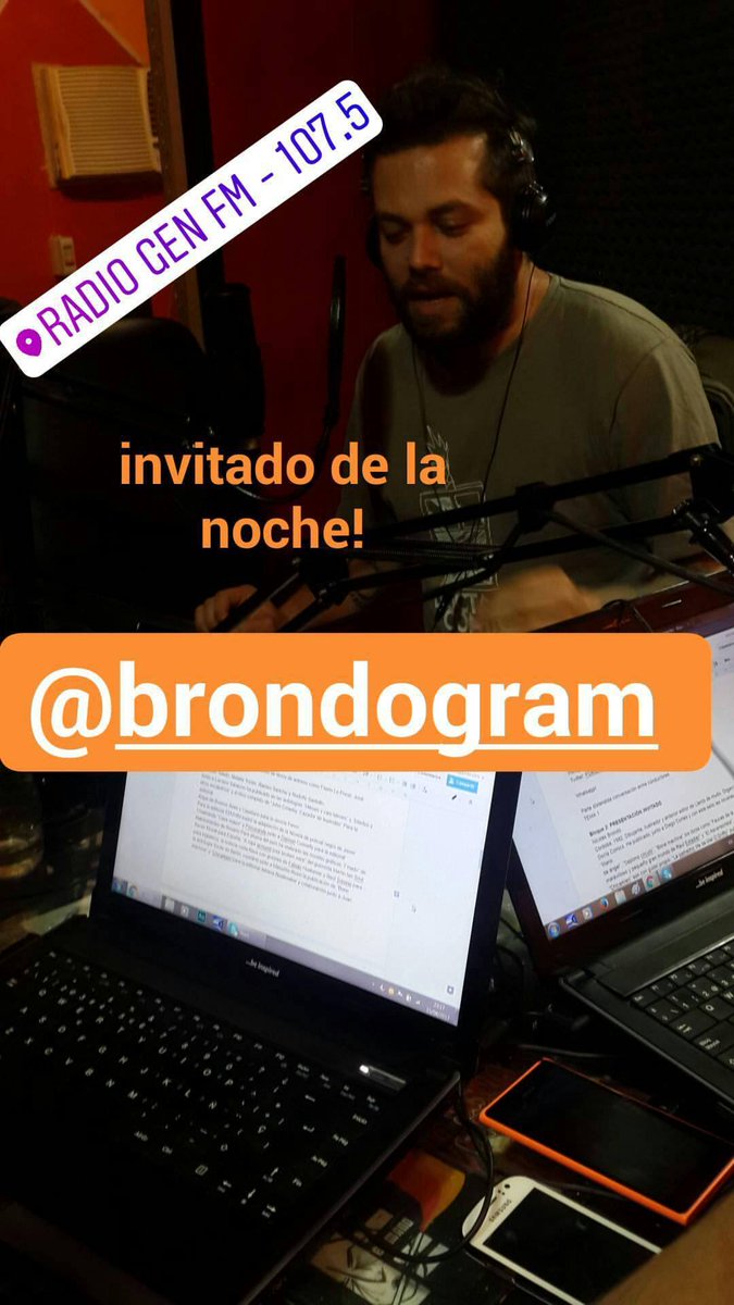 PDesprolijo's tweet photo. Nuestro invitado de la noche! Nico Brondo en Piloto Desprolijo!
Escuchanos por @LaGenFM 
#ArtistasVisuales #comic #ilustración #tatoo https://t.co/QBinHk8nFg