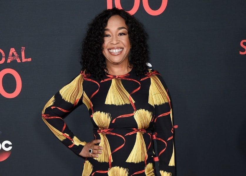 dallasnews's tweet photo. Netflix signs 'Scandal' creator Shonda Rhimes in blow to Disney, ABC https://t.co/MhJW3TbPXJ https://t.co/IBHFvcSeZp