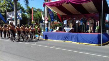resmlgofficial's tweet photo. Meriahkan HUT RI ke 72 dengan lomba gerak jalan https://t.co/M7tw4pwBGp https://t.co/zlgy8PXuOw