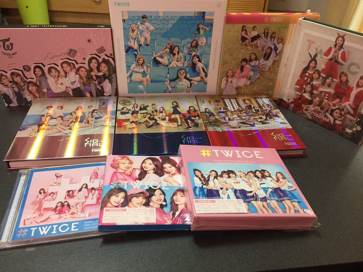 twice99Nayeon's tweet photo. アンケートの結果TWICEのCDもプレゼントします
🤙参加方法🤙
欲しいCDをリプ、フォロー、RT、固定ツイートにいいね＆RT※これをしないと参加できません
🤙締切🤙
８月末 https://t.co/oypYgjTtMk