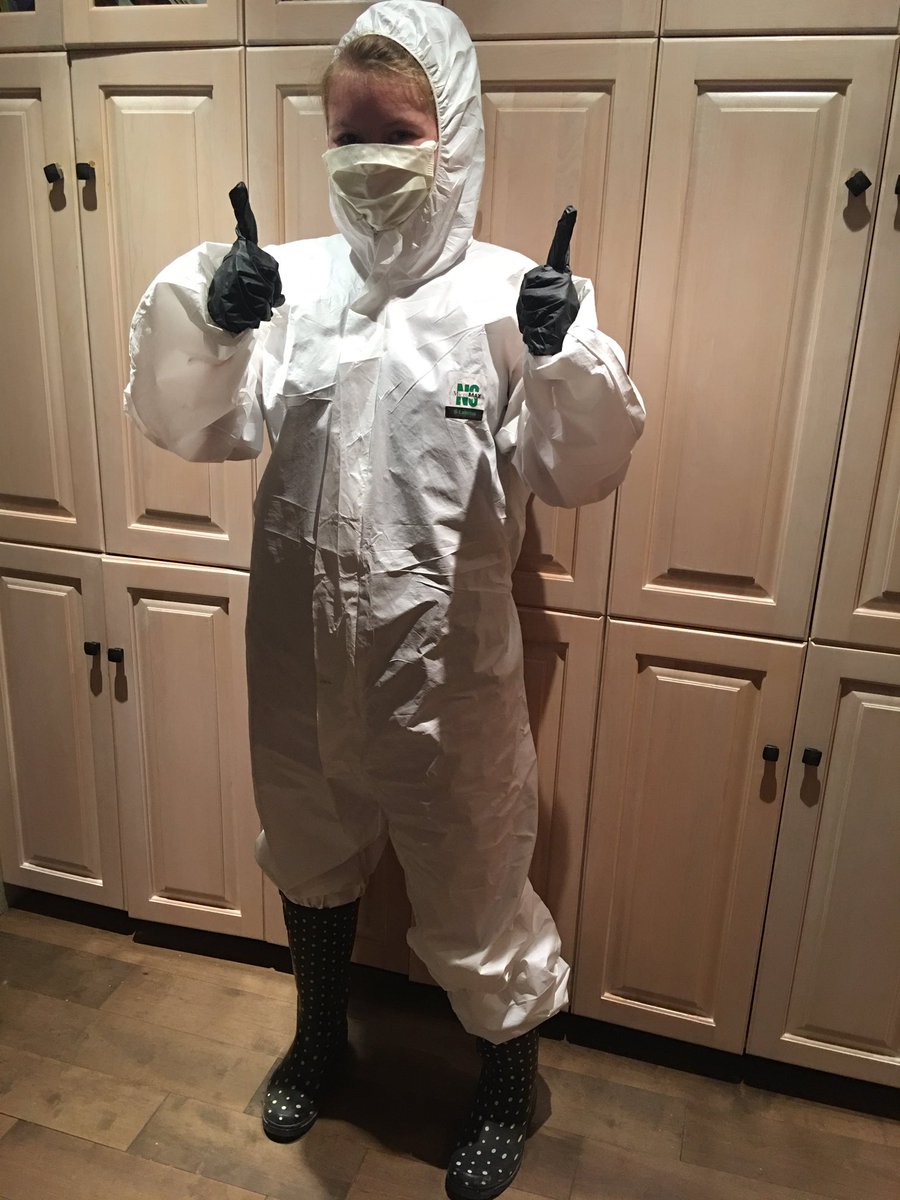 37cami's tweet photo. @Ton_voisin My crew to the Rescue !
#bain #peroxyde #bicarbonate https://t.co/Lfp4o6p4dE