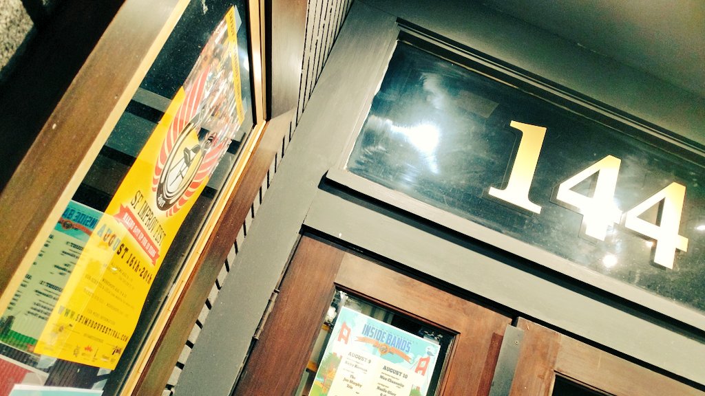 sfimprovfest's tweet image. Here @pianofight 2morrow night! #SFIF2017 Opening Night Party hosted by @SpeechlessShow &amp;amp; kick-off acts! #improv #SF sfimprovfestival.com/calendar/