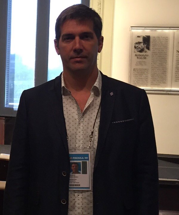 DAIANITA82's tweet photo. #TNdeNoche, que hicieron con el periodista serio @fmercuriali quien cubrió obama en Argentina? Fabracci tira notas, produce; en fin labura! https://t.co/WSlgQlrXBy