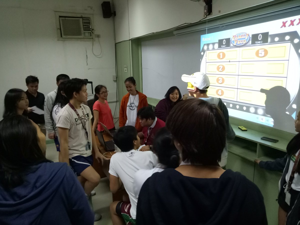 viellybelly's tweet image. Our cutie devstud freshies playing Pinoy Henyo and Family Feud (UPM/DevStud Edition) during NSTP 😄 hehehe #DevStart ❤✊