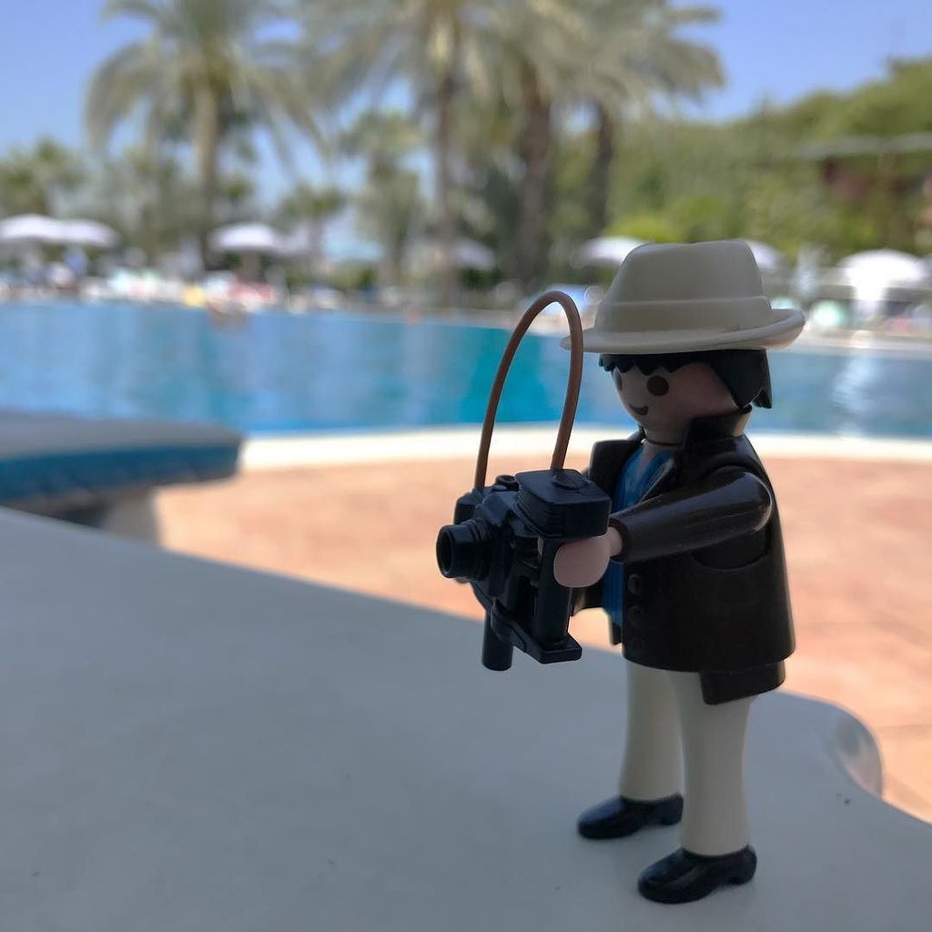RalfMelian's tweet photo. Playmo-Fotograf Jim im Urlaub #playmo #playmofotograf #klicky # Urlaub #melianfotografie https://t.co/Yf44UtLwxX