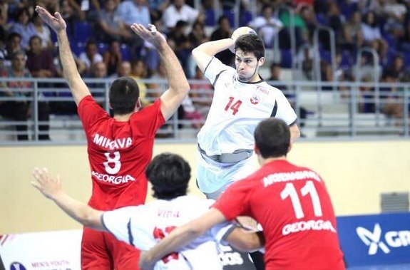 ¡Histórico Partido! Chile🇨🇱 juega hoy con Francia🇫🇷 por los 8vos de Final del Mundial Juvenil de Balonmano #FelizMiércoles 
📷 @ihf_info