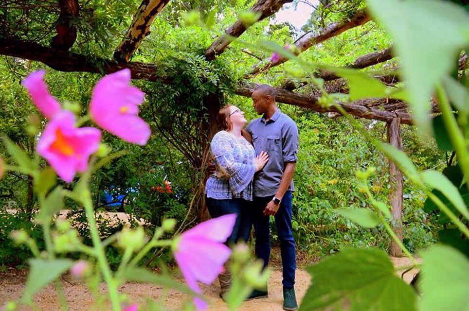 LauraAnn_eb's tweet photo. Oh me, oh my. Look at this girl and guy ๐๐ธโค๏ธ #CapturingLove https://t.co/EW5pm61ptP