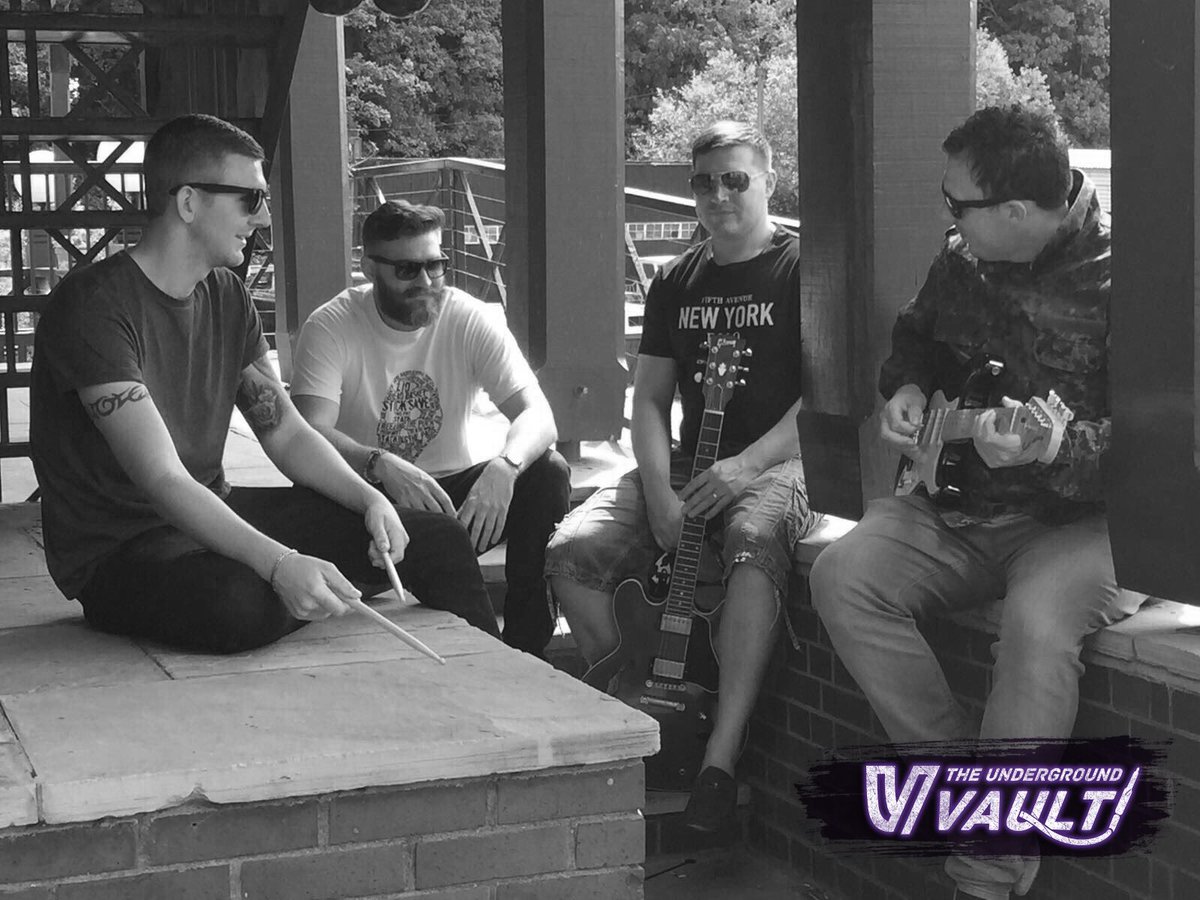 THEUVBAND's tweet image. St Moritz soho is where we are next Friday 25th August. Help us celebrate our 1 year anniversary in style in the heart of #london #rock UV