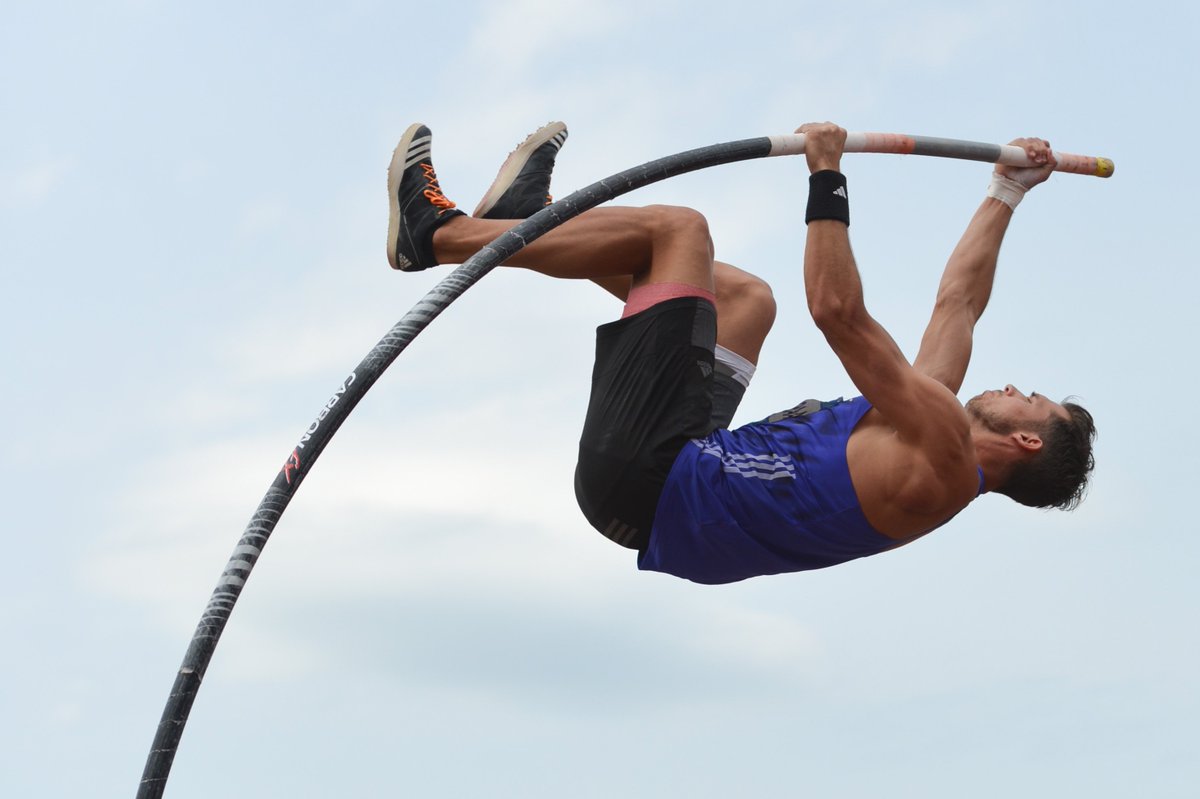Internationale topatleten deze vrijdag in actie op het Raadhuisplein: apeldoorn-binnenstad.nl/polsstokspring… #apeldoorn #atletiek