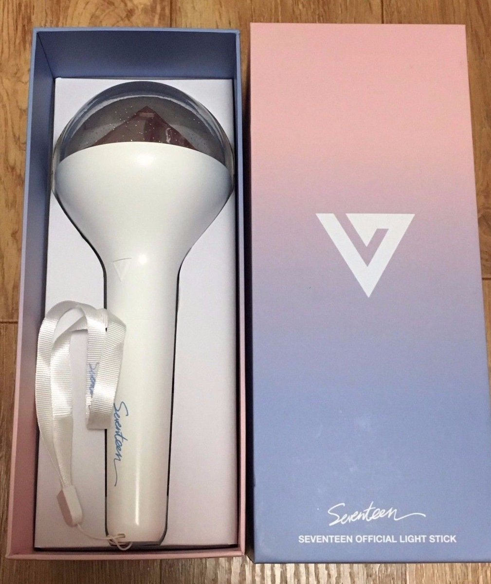 RLightzz's tweet photo. HELP RT #CARATBONG TO RENT
#카랏봉

RM 50 ONE OFF CHARGES

#SEVENTEEN800DAYS #SEVENTEENinKL #SEVENTEENinMY 

@17_MSIA @seokminmy_ @17MSIAUNION https://t.co/DpSIuGqyDA