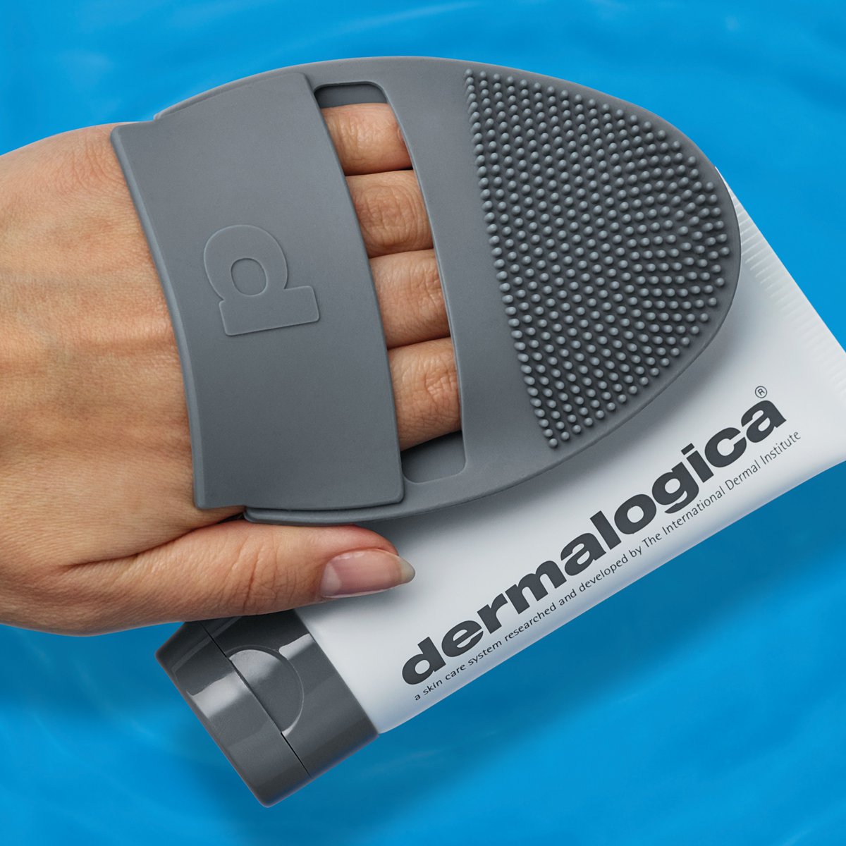 A deeper clean than cleanser alone. Coming soon.
Follow us on Instagram for the big reveal this Friday 18/8/17: bit.ly/1Q177EB