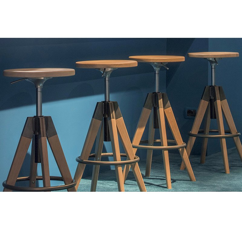 mrinredning's tweet photo. Arki vackra #barstolar med #industriella #influenser passar perfekt till olika miljöer: #restaurang #café #hotell #kontor - #mrinredning.com https://t.co/lISMzGQ0Rl