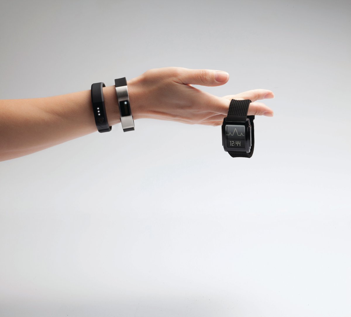 Xiaomi became the world’s largest wearables vendor in in Q2 2017, overtaking Fitbit and Apple buff.ly/2wLN9am