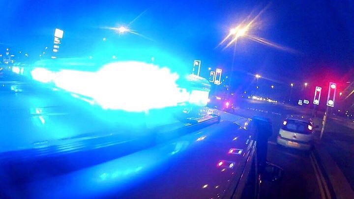 SFRS_MDrayton's tweet photo. 04:01hrs mobilised to AFA #Hopton 🚒 Appliance from #Hodnet also in attendance 🚒 #FalseAlarm #AdviceGiven #EarlyStartToTheDay https://t.co/uIujid6Iea