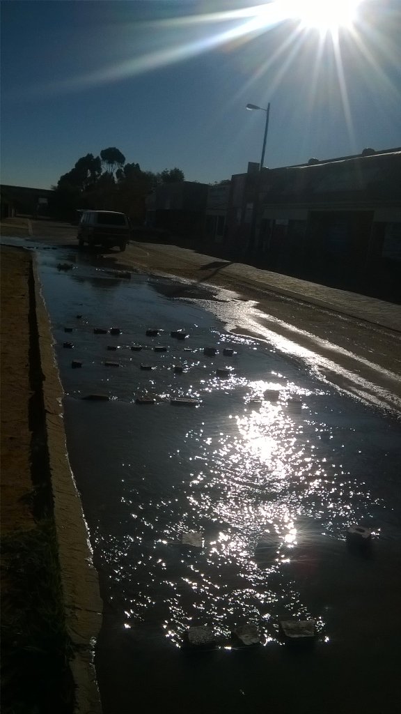 AaronBab's tweet image. Water running from Shaka street since Sunday. Now the 4th day
