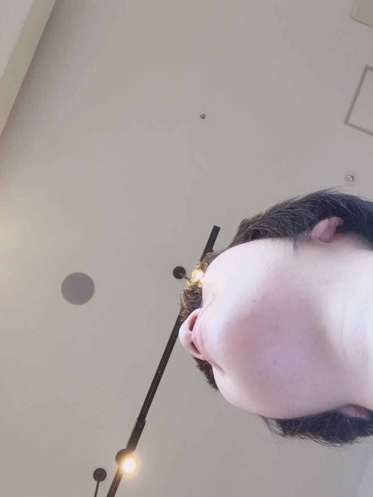chikubasu37's tweet photo. 『上田 涼葉、下から見るか？横から見るか。』 https://t.co/IZCc4iRbEG