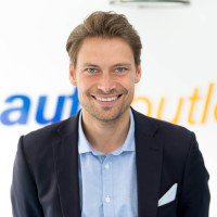 RainmakingSum's tweet photo. Peter Zigler, @autobutler , will present his perspective of #corporate &amp; #startup  based on his experience with @GroupePSA @RainmakingSum https://t.co/Imtdnc7KDf