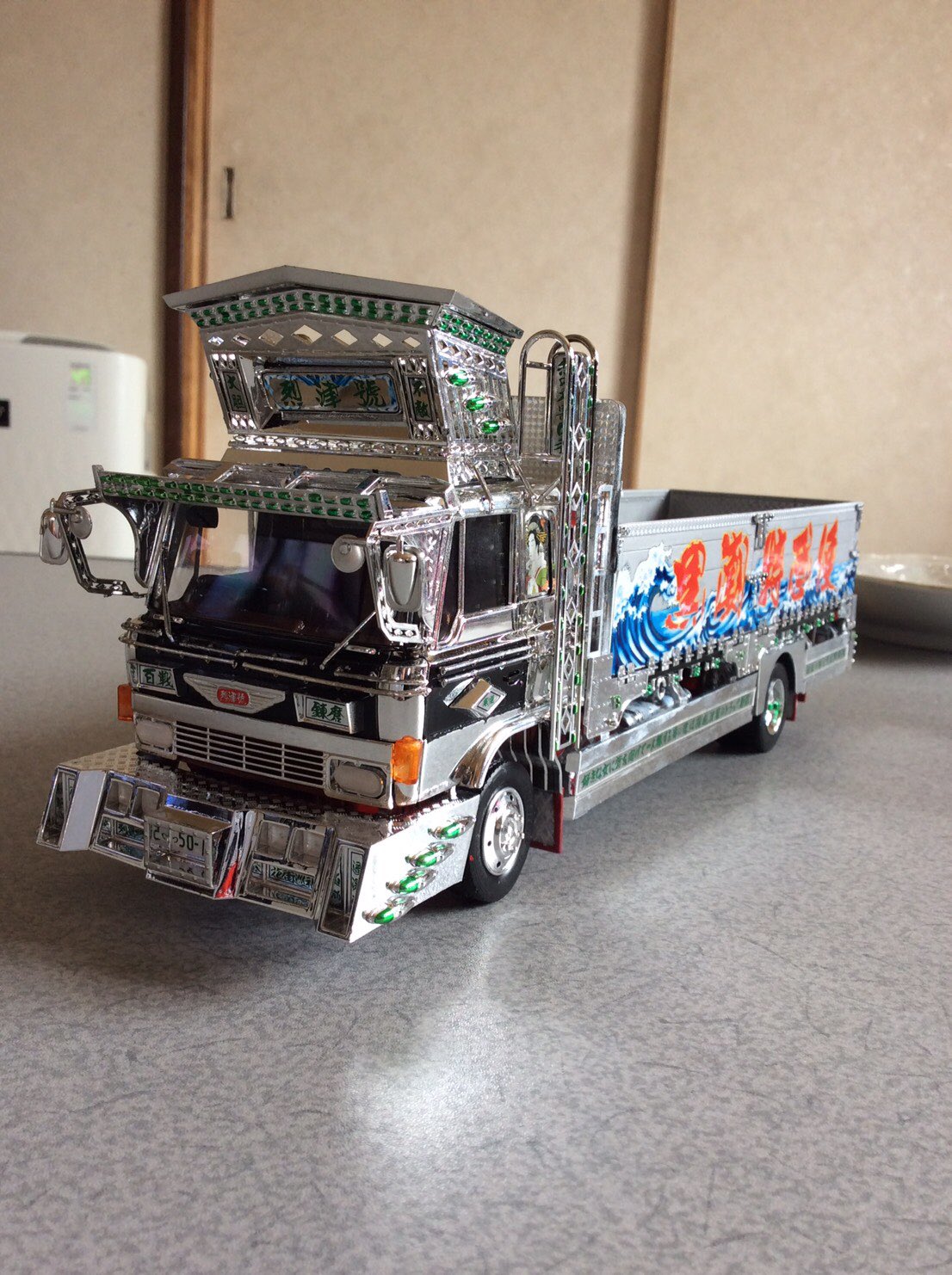 フジミ 1/32 トラック番外1 三代目 烈津號 暗闇の帝王監修