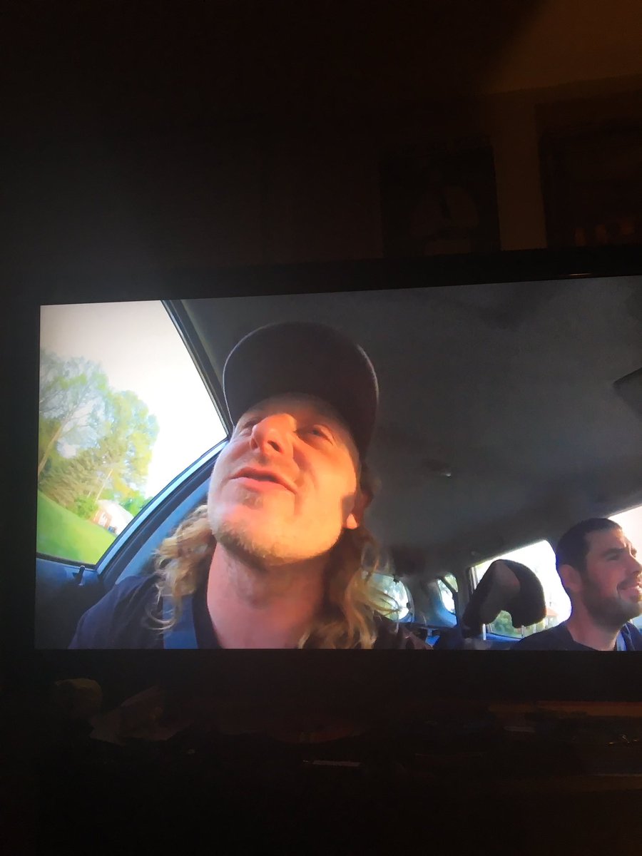FrenchZfry's tweet photo. @BenGravyy @NubTV watching some of Hob's vlogs #nubnation https://t.co/gbs2oeSWFb